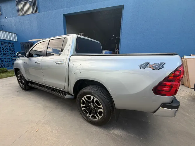 Toyota Hilux CD SRV 4X4 2.8 TDI Diesel Aut. 2024