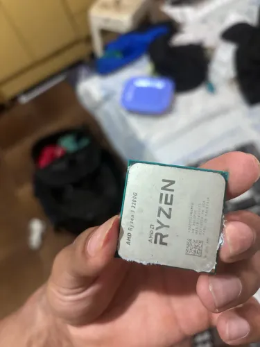 CPU PROCESSADOR AMD 3 2200g + COOLER BOX 