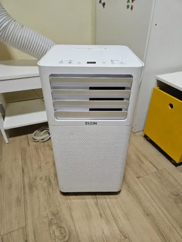 Ar-Ar Condicionado Portátil Elgin Eco Cube 9.000 BTUs (Modelo TCFN09B2NA - 220V)