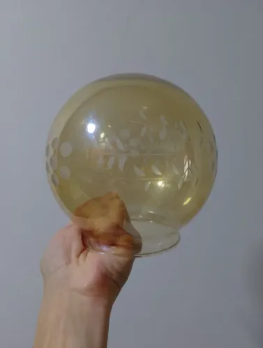 Cúpula de abajour e luminária de globo amarela