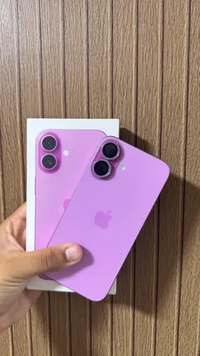 iPhone 16