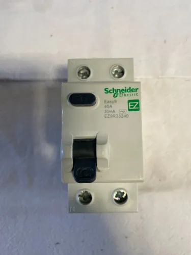 Kit com 5 peças de IDR Interruptor Diferencial DR Bipolar Schneider 40A Easy9