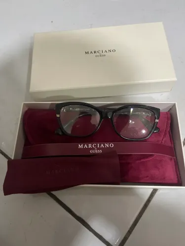 Armação Marciano by Guess