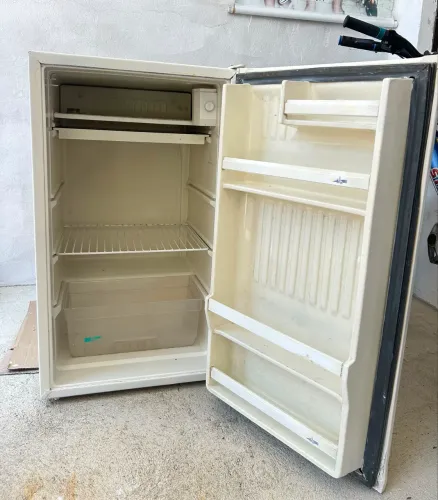 Vendo frigobar consul 