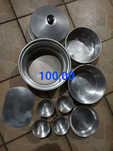 Panela de cozimento à vapor.