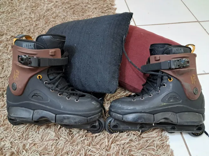 Patins street razor muito novo