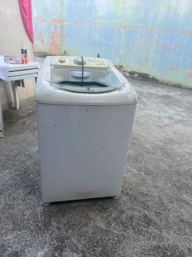 Máquina lavar roupas