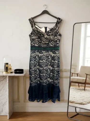 Vestido preto G