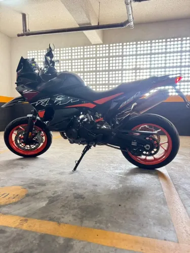 KTM 890 SMT 2024