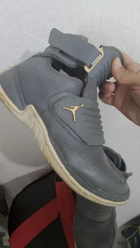 Tênis Jordan generation 23 original Tam:40