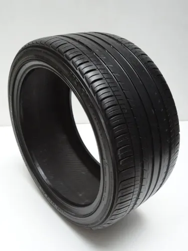 Pneu 265/35r18 Yokohama AVS Sport Mercedes E350 C63 BMW 335 Audi Unidade Ótimo Nível