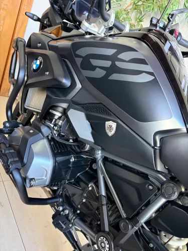 GS 1250 Triple Black