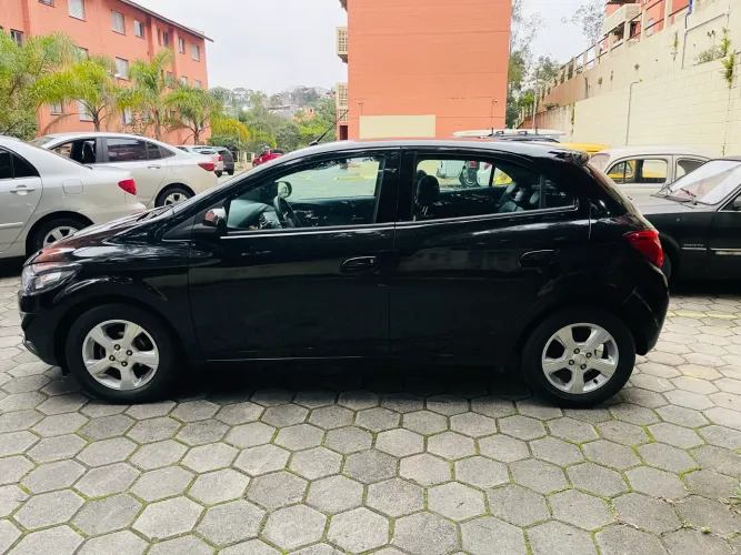 Chevrolet Onix Hatch LT 1.4 8V Flex Mec. 4P 2019