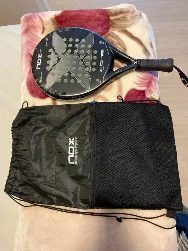 Raquete de Padel Nox X-One + Capa Original (Seminova)