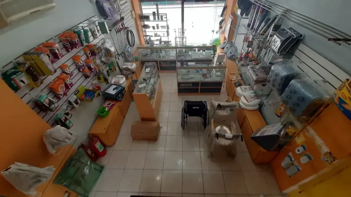 Ponto comercial/Loja/Box para venda tem 70 metros quadrados