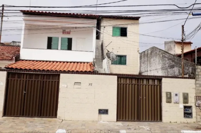 Casa com 2/4 no Inácio Barbosa