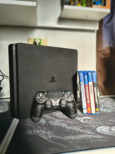 Ps4 Slim 1tb leia a descrição entrega grátis