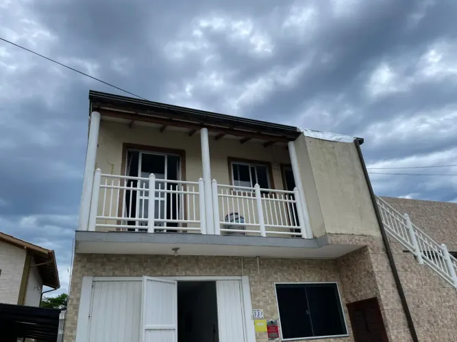 Casa 2 Quartos no Pântano do Sul - Segundo Piso (Direto com Proprietário)