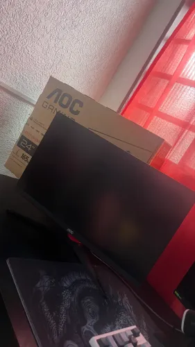 Monitor Gamer AOC 24" 165Hz 1ms (IMPECÁVEL)