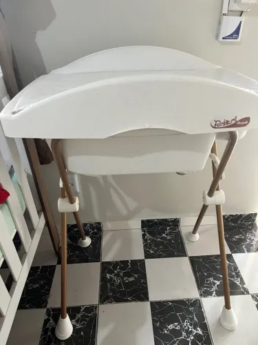 banheira com suporte e trocador 