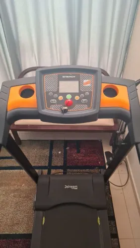 Vendo esteira elétrica profissional