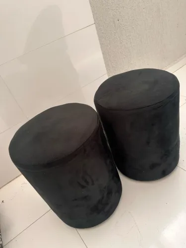 Puff veludo redondo assento confortável 