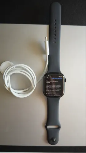 Apple Watch 11 GPS + CELULAR