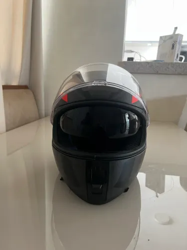 Capacete Peels