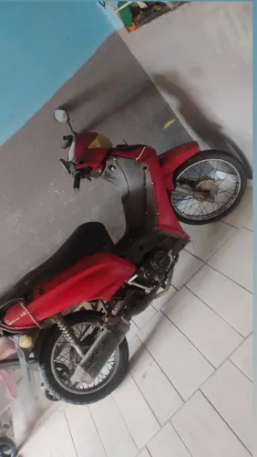Vendo essa jet 1800 mas faço negócio também troco em iPhone 11 e uma torna