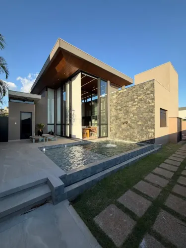 Casa à venda no condomínio Residencial Alphaville em Bauru-SP.