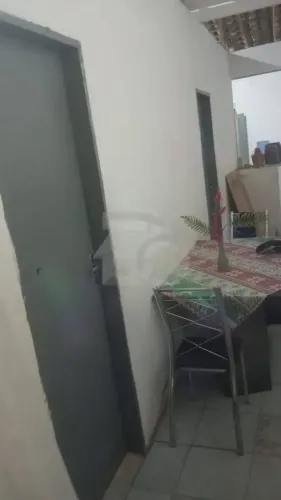Casa no Olaria com 2 Quartos em Venda Somente à Vista