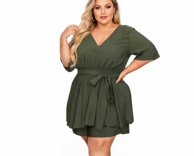 Macaquinho plus size duna Tamanho único veste g1/G2 48 a 50