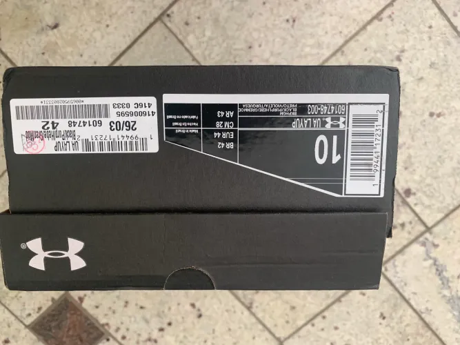Tenis Under Armour LayUp Masculino