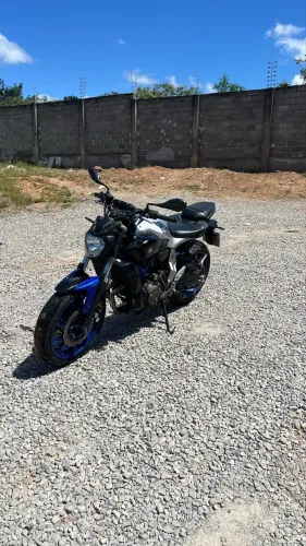 VENDE-SE MT 07 EM PERFEITO ESTADO