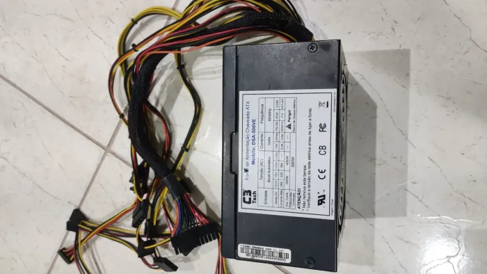 Fonte gamer 500w real C3 TECH conector CPU 8 pinos e pcie 6 pinos