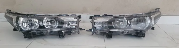 Par de farol corolla 15 16 17