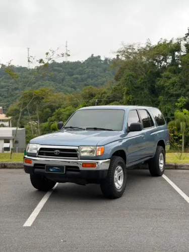 Toyota Hilux CD 4X2 2.4 Diesel 1998
