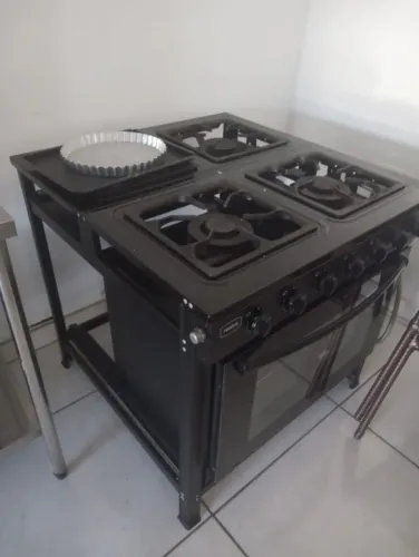 Fogão Industrial 4 Bocas Baixa Pressão com Forno Realce CR221 Preto