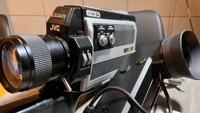Câmera Saticon JVC GX77U