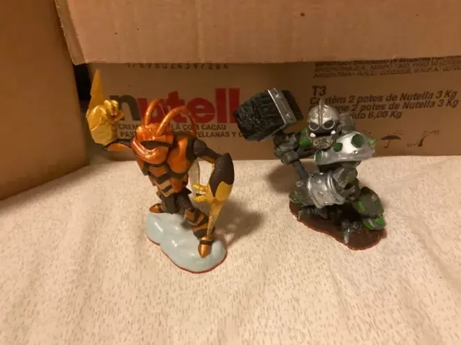 Skylanders Giants Swarm Crusher