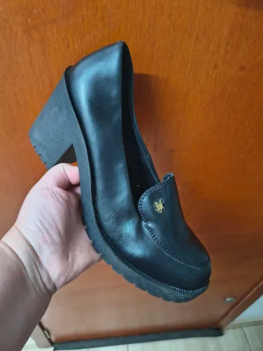 Mocassim tem preto 41
