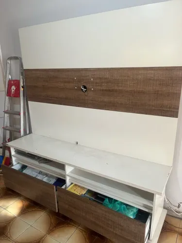Rack com painel para TV