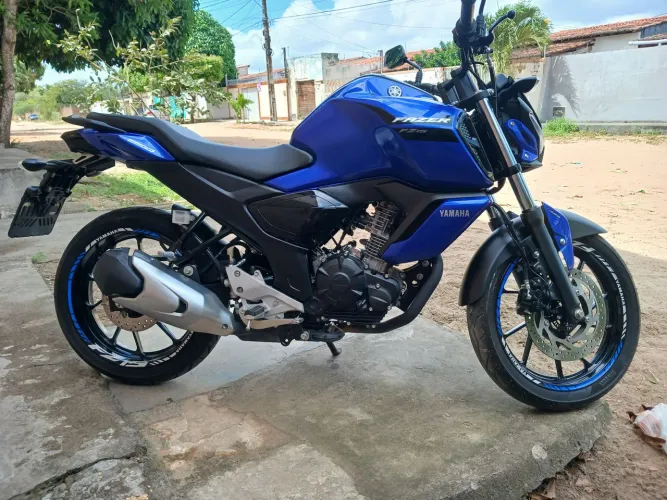 YAMAHA FZ15 ABS (2023/2024) - ZERADA DEMAIS!