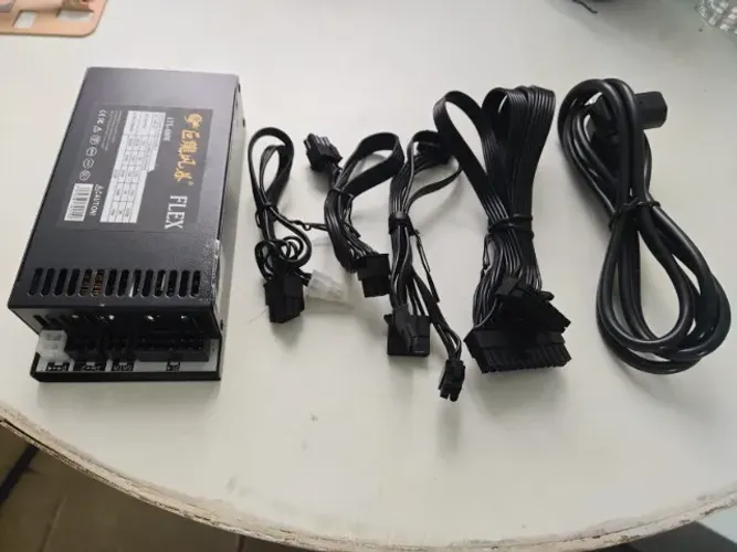 Fonte de alimentação ATX flexível full modular de 600 W 110-264