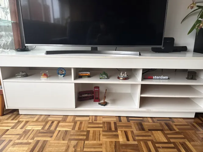 Rack para TV branco