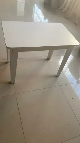 Mesa MDF infantil 80 cm de largura , 60 cm de altura