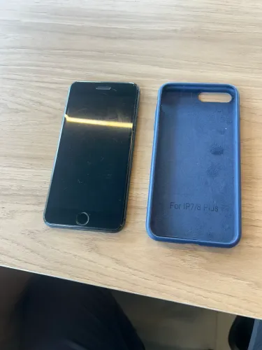 iPhone 8 Plus 64 GB 