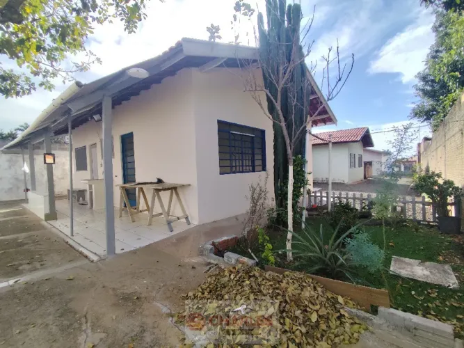 Casa Para Aluguel JARDIM SCOMPARIM MOGI MIRIM