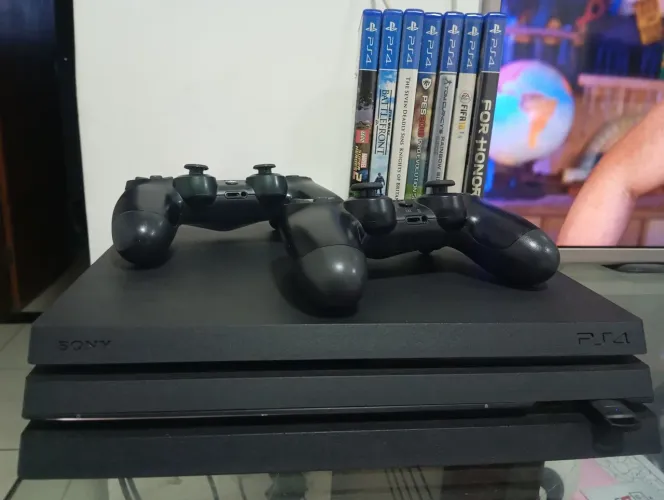 Play Station 4 PRO