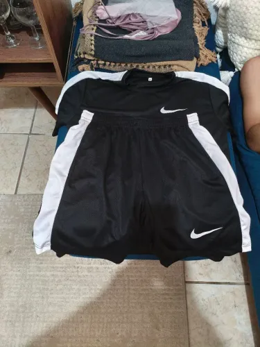 Camisa e short nike
